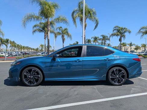 Used 2025 Toyota Camry XSE image 7