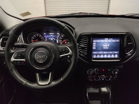 Used 2019 Jeep Compass Limited FWD image 22