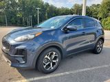 Used 2022 Kia Sportage LX image 3