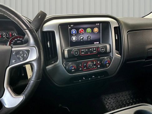 Used 2015 GMC Sierra 1500 SLE w/ SLE Value Package AWD/4WD image 9