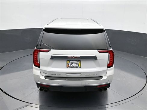 Used 2021 GMC Yukon XL Denali image 19