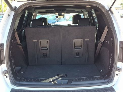 Used 2023 Dodge Durango GT image 35