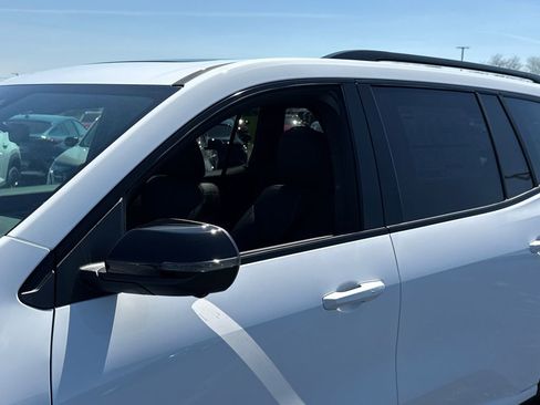 New 2026 GMC Acadia Elevation w/ Black Edition AWD/4WD image 13