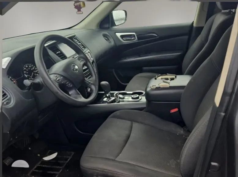 Used 2020 Nissan Pathfinder S AWD/4WD image 9