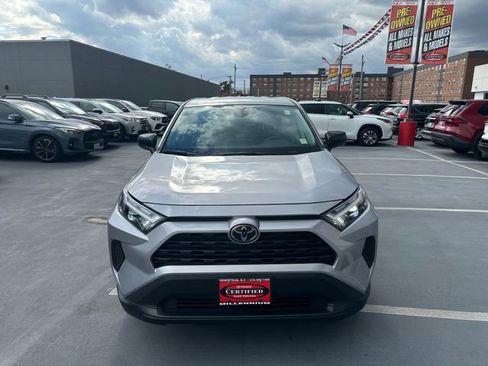 Used 2024 Toyota RAV4 LE image 8