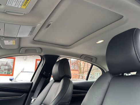 Used 2024 MAZDA MAZDA3 s image 16