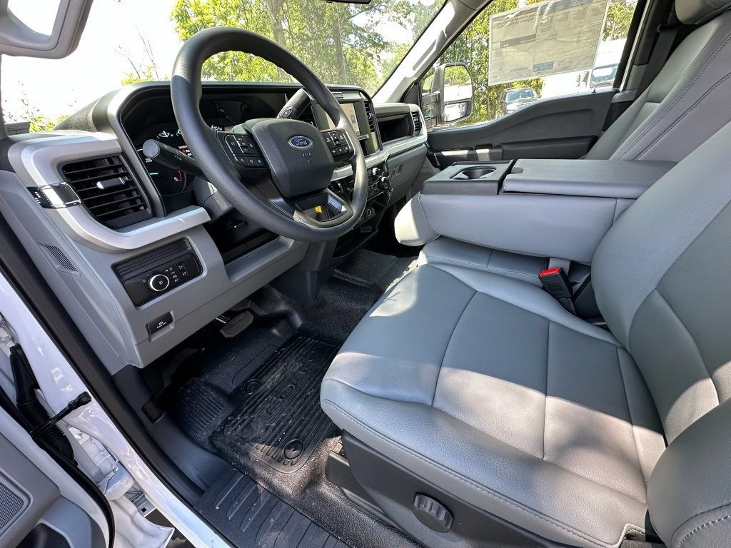 New 2026 Ford F450 XL AWD/4WD image 15