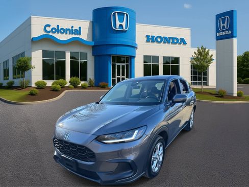 Certified 2025 Honda HR-V LX image 2