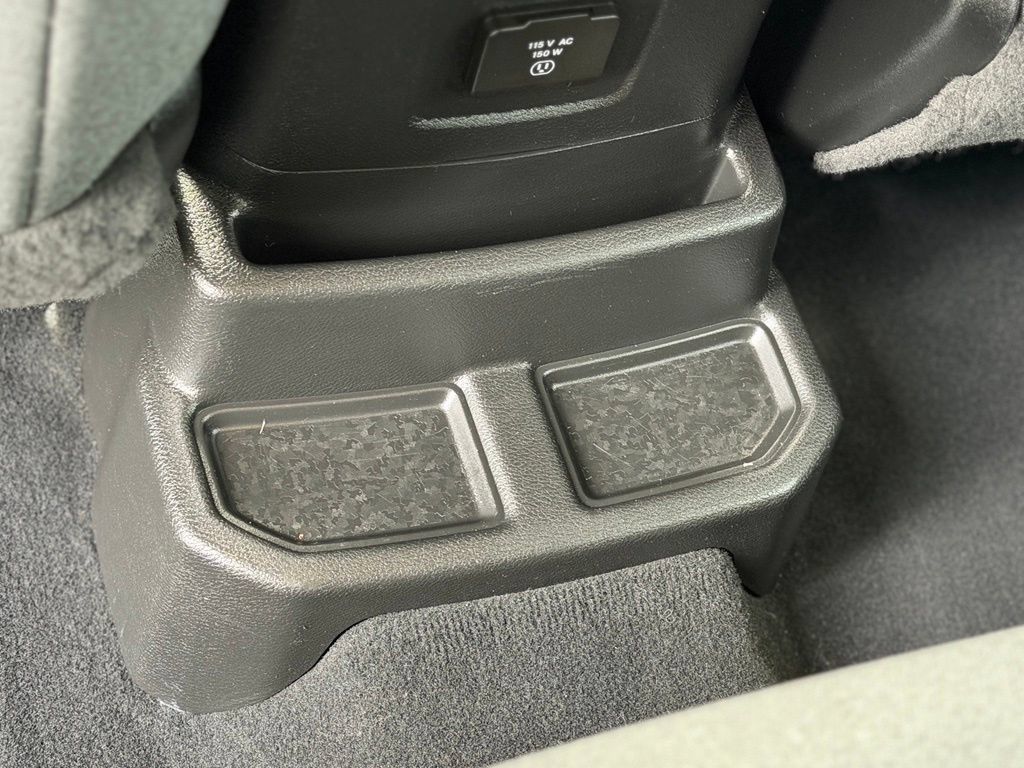 Used 2024 Jeep Wrangler Unlimited Sahara AWD/4WD image 10