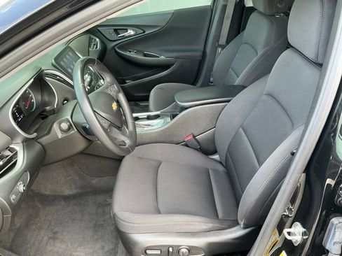 Used 2021 Chevrolet Malibu RS image 12