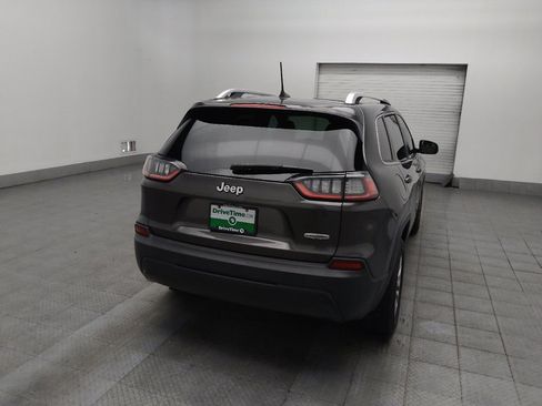 Used 2019 Jeep Cherokee Latitude Plus FWD image 7