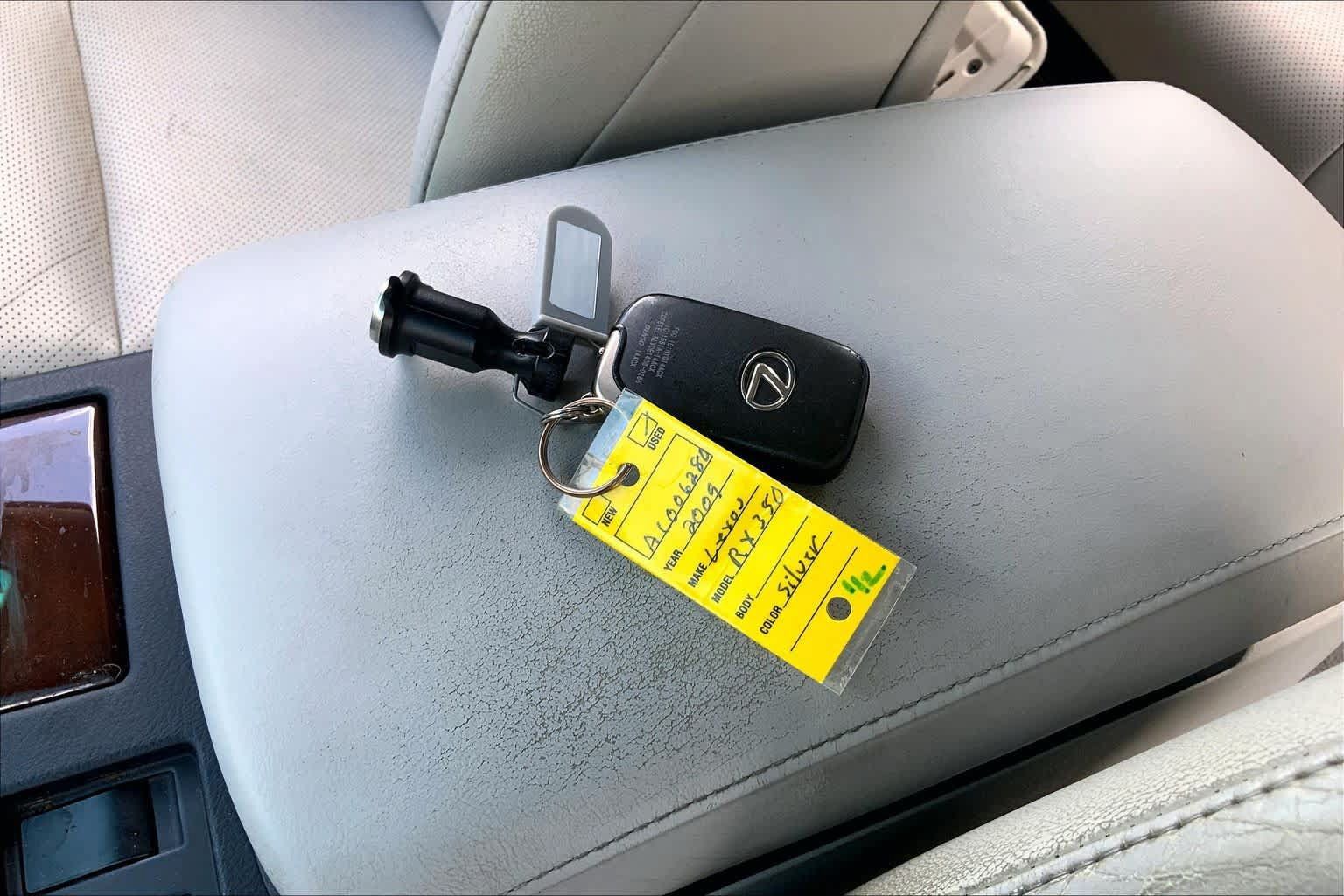 Used 2010 Lexus RX 350 2WD w/ Premium Pkg image 14