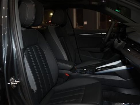 Used 2025 Audi A3 2.0T Premium image 17