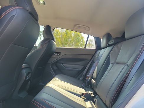 Used 2024 Subaru Crosstrek 2.5i Limited AWD/4WD image 11