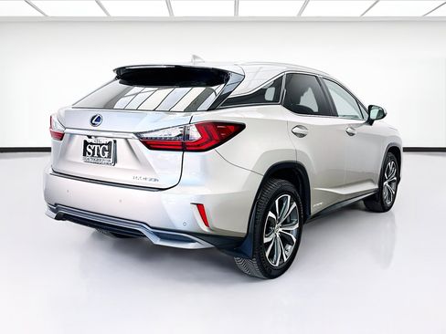 Used 2017 Lexus RX 450h AWD w/ Cold Weather Package image 4