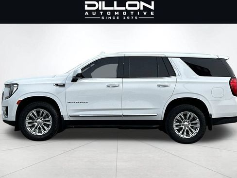 Used 2023 GMC Yukon SLT w/ SLT Premium Package AWD/4WD image 7