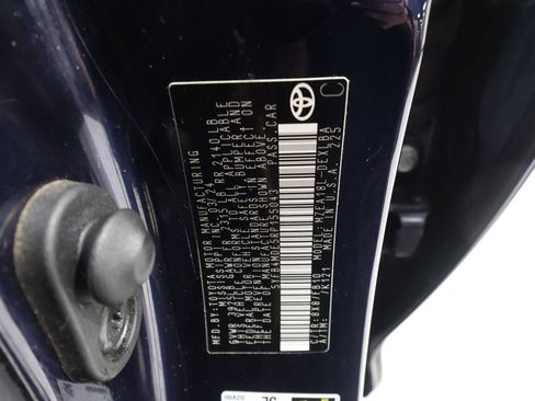 Used 2024 Toyota Corolla LE image 29