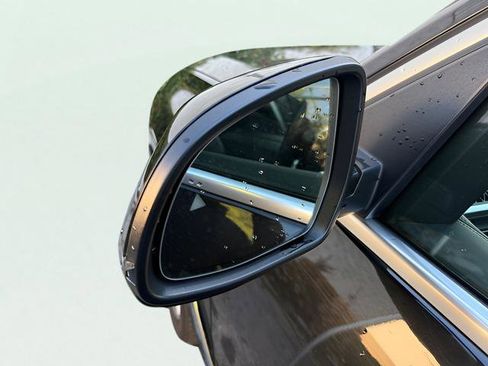 Used 2024 BMW X7 xDrive40i image 34