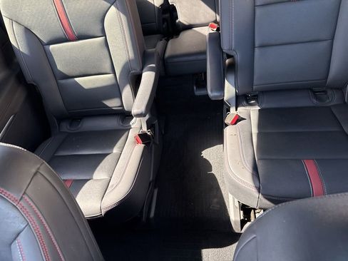 Used 2024 Chevrolet Traverse RS w/ LPO, Floor Liner Package FWD image 13
