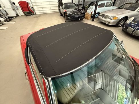 Used 1988 Mercedes-Benz 560 SL image 76