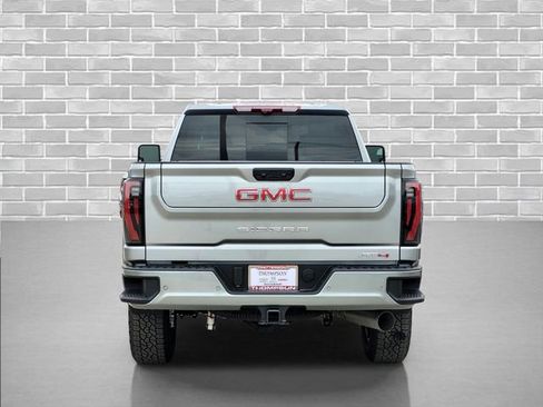 New 2026 GMC Sierra 2500 AT4 w/ AT4 Premium Plus Package AWD/4WD image 5
