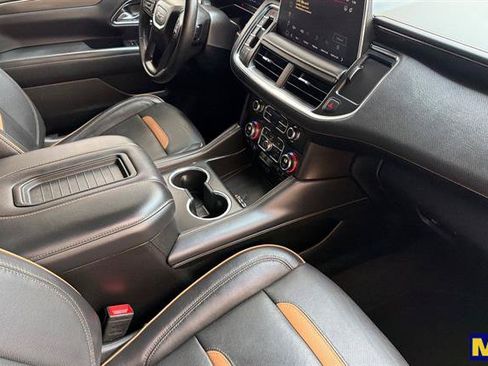 Certified 2024 GMC Yukon XL AT4 w/ AT4 Premium Plus Package AWD/4WD image 20