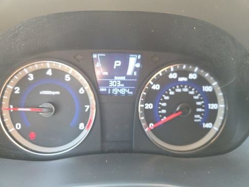 Used 2014 Hyundai Accent GLS FWD image 19