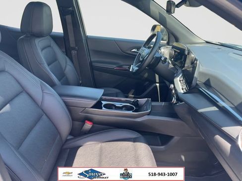 Used 2025 Chevrolet Equinox LT w/ Convenience Package II AWD/4WD image 16