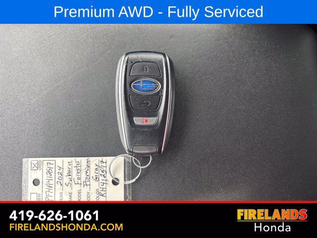 Used 2024 Subaru Forester Premium AWD/4WD image 31