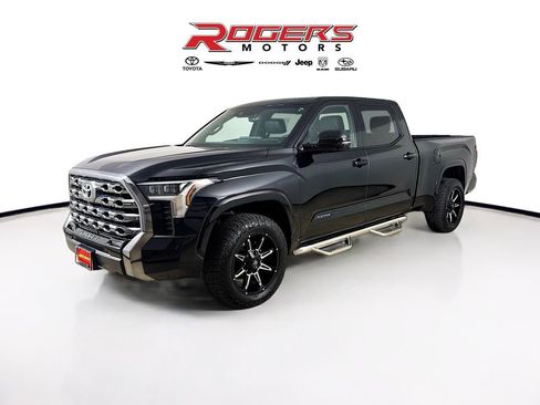 Used 2024 Toyota Tundra Platinum image 3