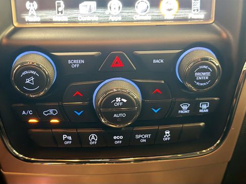Used 2017 Jeep Grand Cherokee Limited AWD/4WD image 23