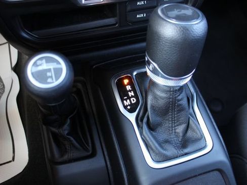 Used 2023 Jeep Wrangler Unlimited Sport AWD/4WD image 22