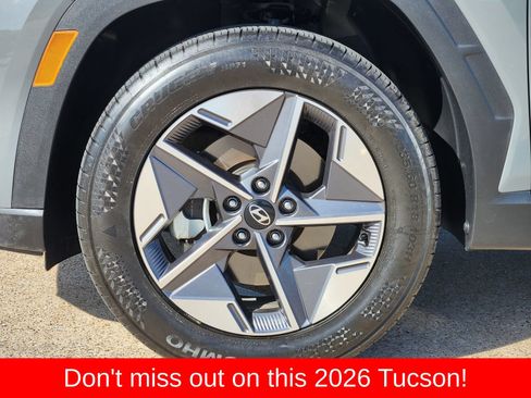 Used 2026 Hyundai Tucson SEL FWD image 19