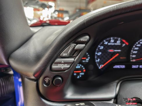 Used 2002 Chevrolet Corvette Z06 RWD image 16