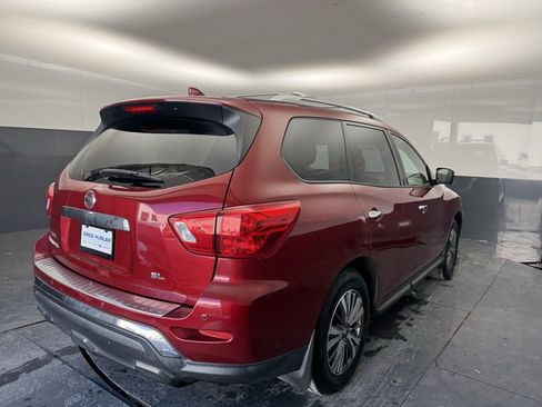 Used 2019 Nissan Pathfinder SL w/ Cargo Package image 12