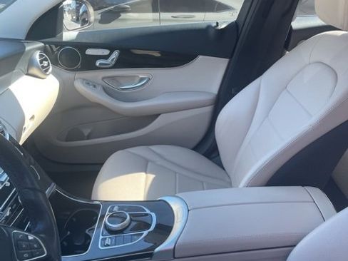 Used 2018 Mercedes-Benz C 300 Sedan image 7
