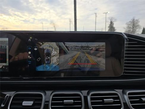 New 2026 Mercedes-Benz GLE 450 4MATIC image 29