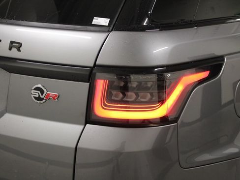 Used 2021 Land Rover Range Rover Sport SVR image 11
