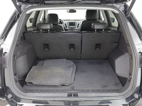 Used 2020 Chevrolet Equinox LT w/ Midnight Edition FWD image 17