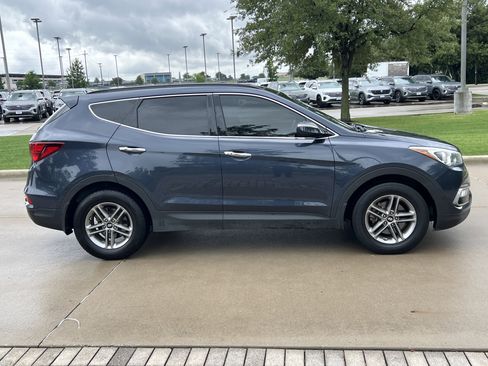 Used 2017 Hyundai Santa Fe Sport w/ 2.4L Tech Package 04 FWD image 11