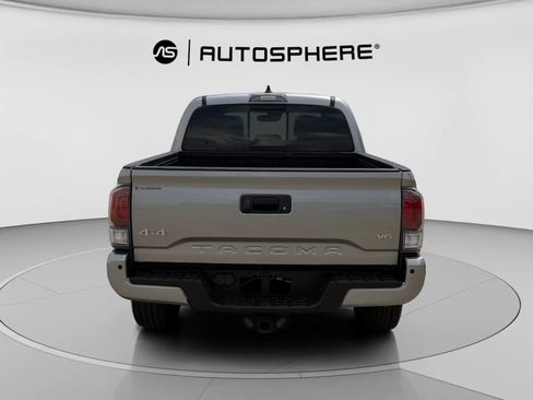 Used 2020 Toyota Tacoma Limited image 8