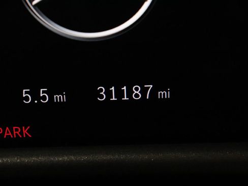 Used 2025 Mercedes-Benz E 350 E350 4MATIC image 18