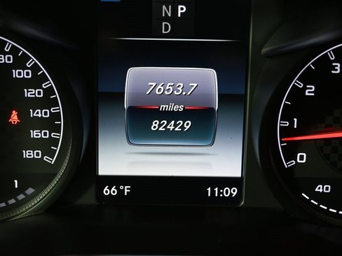 Used 2017 Mercedes-Benz GLC 43 AMG 4MATIC image 27