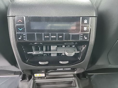 New 2025 Jeep Grand Cherokee L Limited w/ Trailer Tow Package image 21