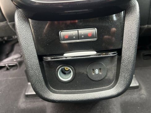 Used 2023 Lincoln Nautilus Reserve image 16