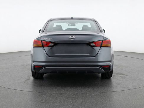 Used 2025 Nissan Altima 2.5 SV FWD image 7