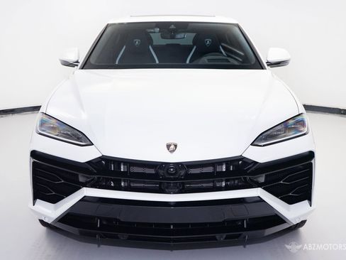 Used 2026 Lamborghini Urus SE image 3