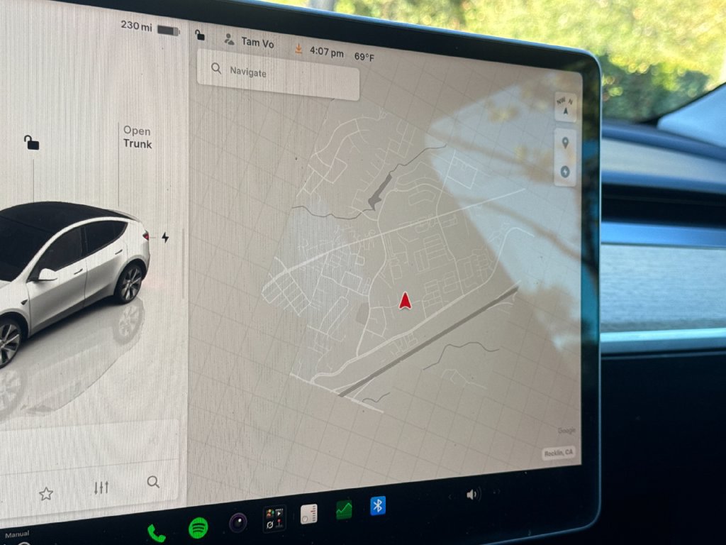 Used 2023 Tesla Model Y Long Range AWD/4WD image 24