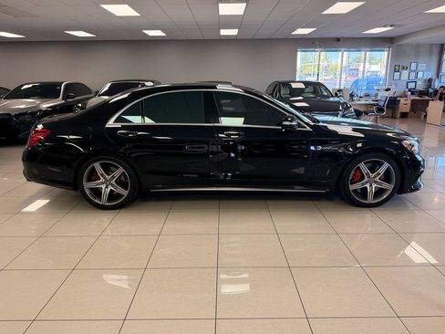 Used 2015 Mercedes-Benz S 63 AMG 4MATIC Sedan image 3
