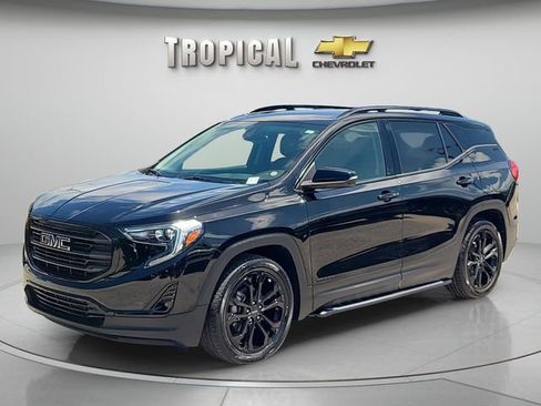 Used 2021 GMC Terrain SLT w/ Infotainment Package II FWD image 1